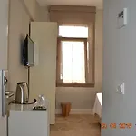 בית הארחה Teos