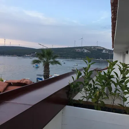 ゲストハウス Teos 4*