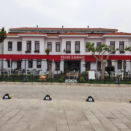 Teos ゲストハウス