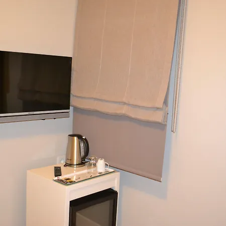 ゲストハウス Teos 4*