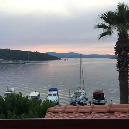 Teos ゲストハウス