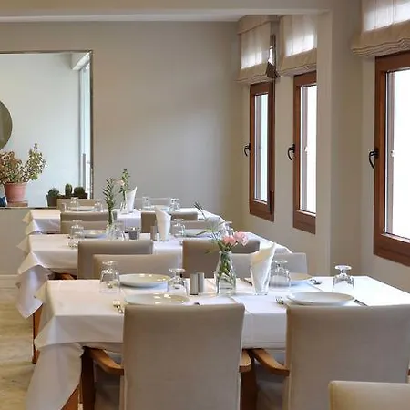 ゲストハウス Teos