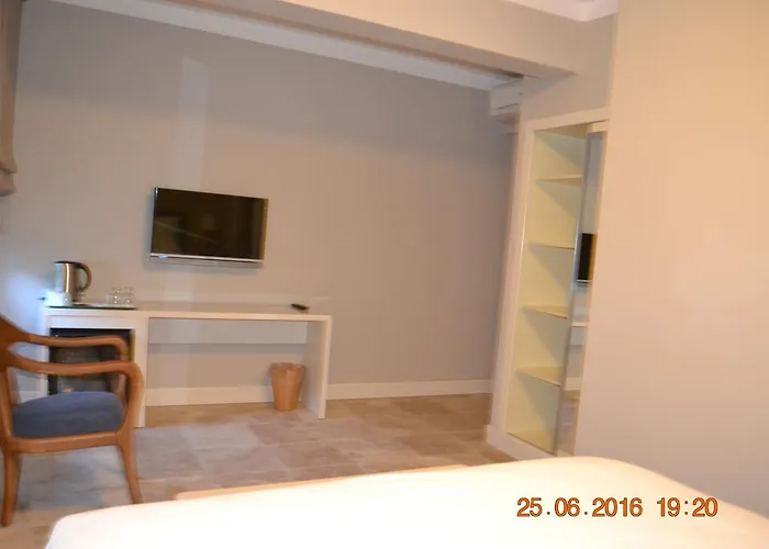 Pensión Teos Siğacık