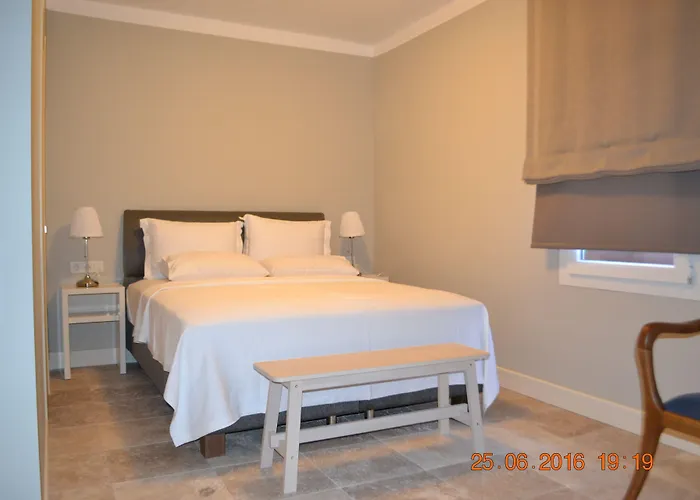 Pensión Teos Siğacık