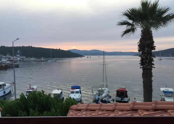 Teos Vendégház Siğacık